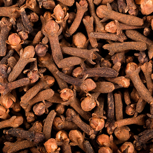 Eugenia Caryophyllus (Clove) Oil